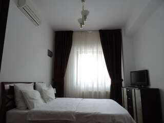 Отель Monte Carlo Palace Suites Бухарест Апартаменты с 2 спальнями и балконом (4 взрослых)-2