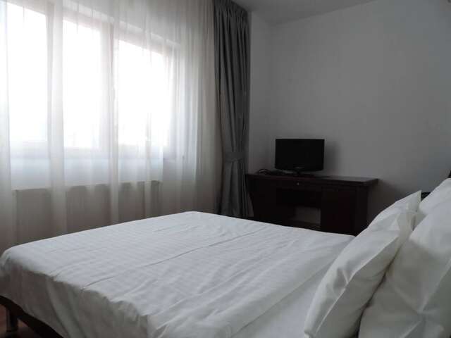 Отель Monte Carlo Palace Suites Бухарест-23