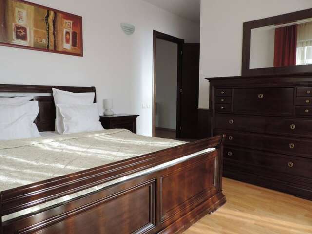 Отель Monte Carlo Palace Suites Бухарест-28